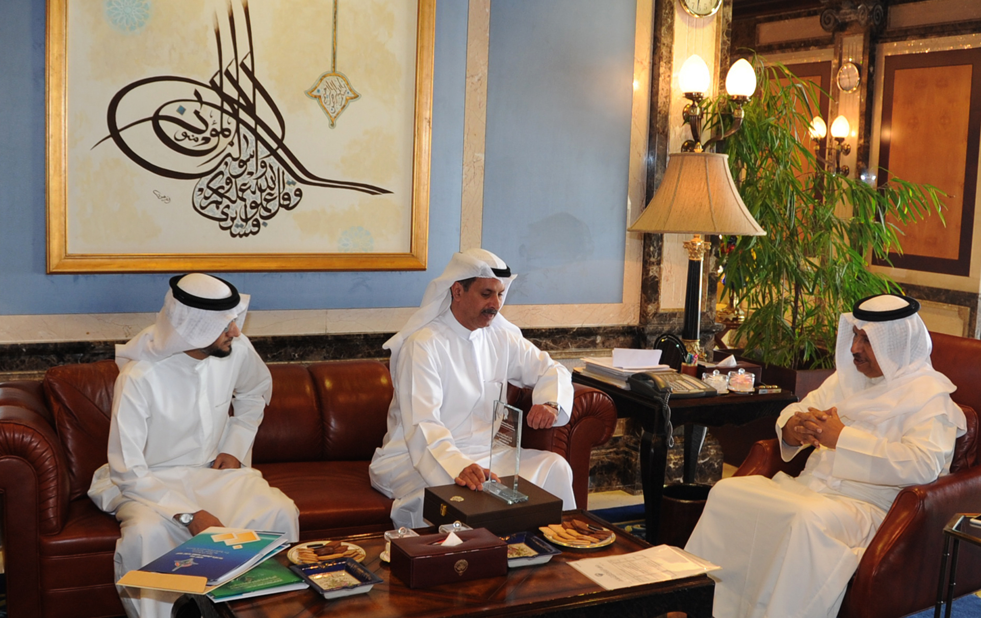 His Highness the Prime Minister Sheikh Jaber Al-Mubarak Al-Hamad Al-Sabah receives General Director of the Public Authority for Applied Education and Training (PAAET) Dr. Ahmad Saleh Al-Athari 