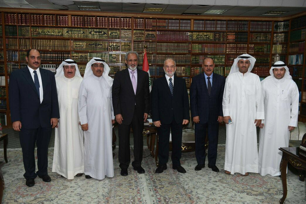 Iraqi Foreign Minister Ibrahim Al-Jaafari during a meeting with a delegation representing Kuwait Journalists Association