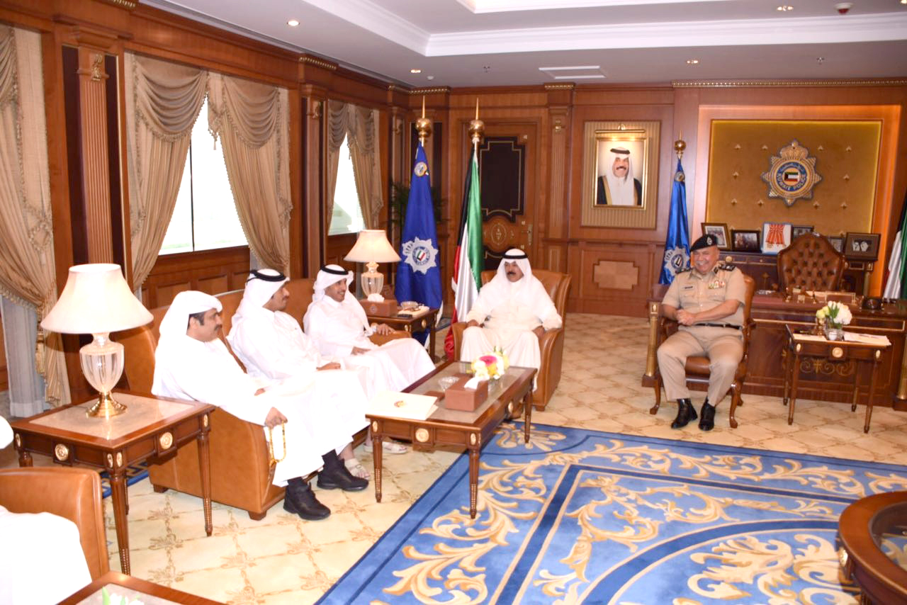 Interior Minister Sheikh Mohammad Al-Khaled Al-Sabah with Qatari Prime Minister and Interior Minister Sheikh Abdullah bin Nasser al Khalifa al Thani