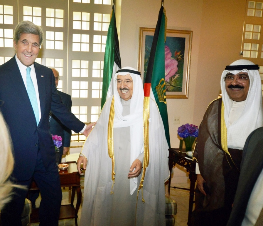 His Highness the Amir Sheikh Sabah Al-Ahmad Al-Jaber Al-Sabah receives US Secretary of State John Kerry