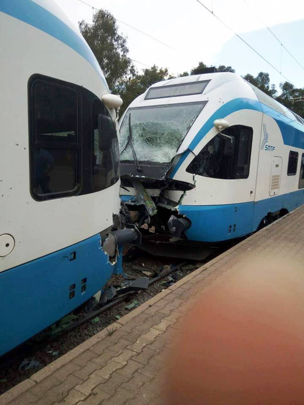 حادث اصطدام قطارين شرقي العاصمة الجزائرية