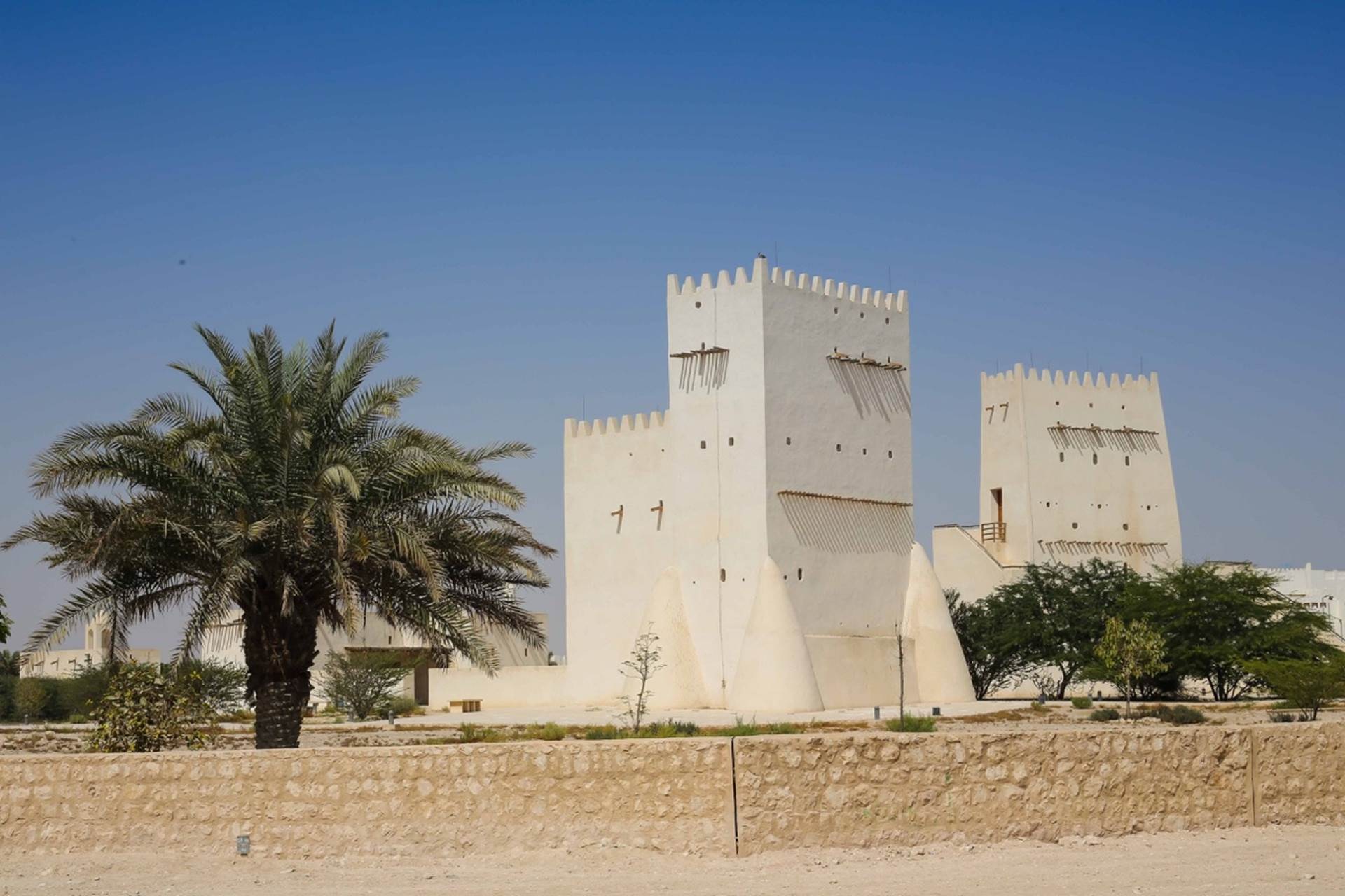 قلعة برزان القطرية تتسم بابراجها التاريخية ذات المعمار المتميز