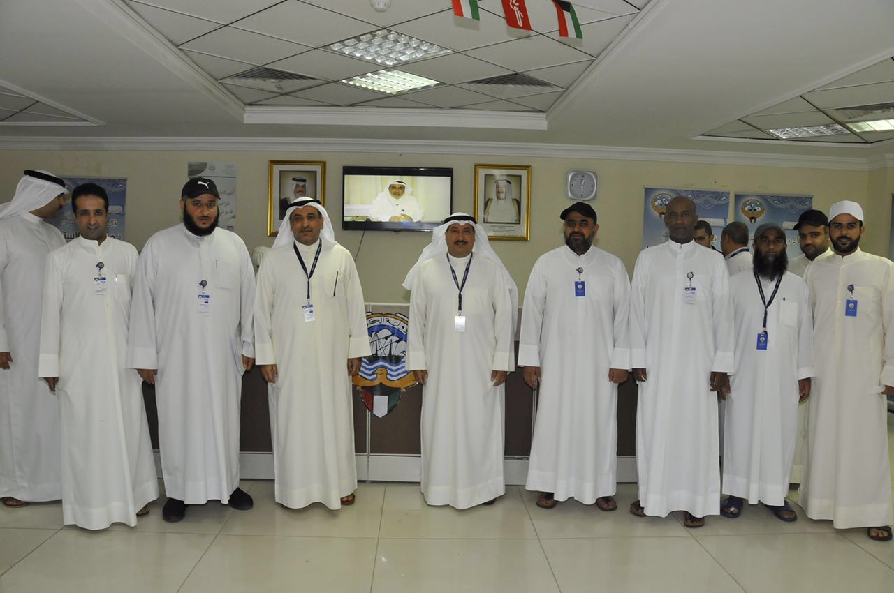 Head of the Kuwaiti hajj mission Khlaif Muthib Al-Othaina meets with heads of specialized teams of the mission to discuss the arrangements for receiving the Kuwaiti pilgrims