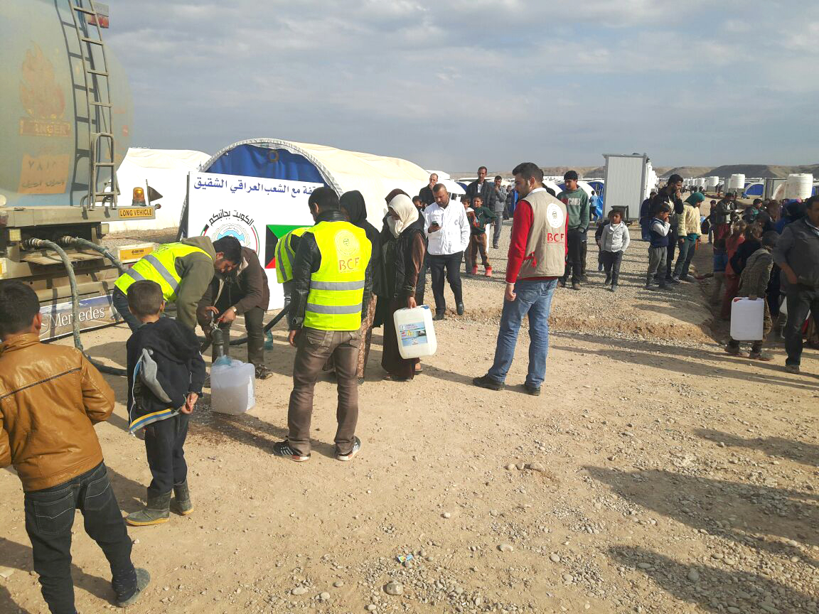 Kuwait delivers fuel to displaced Iraqis