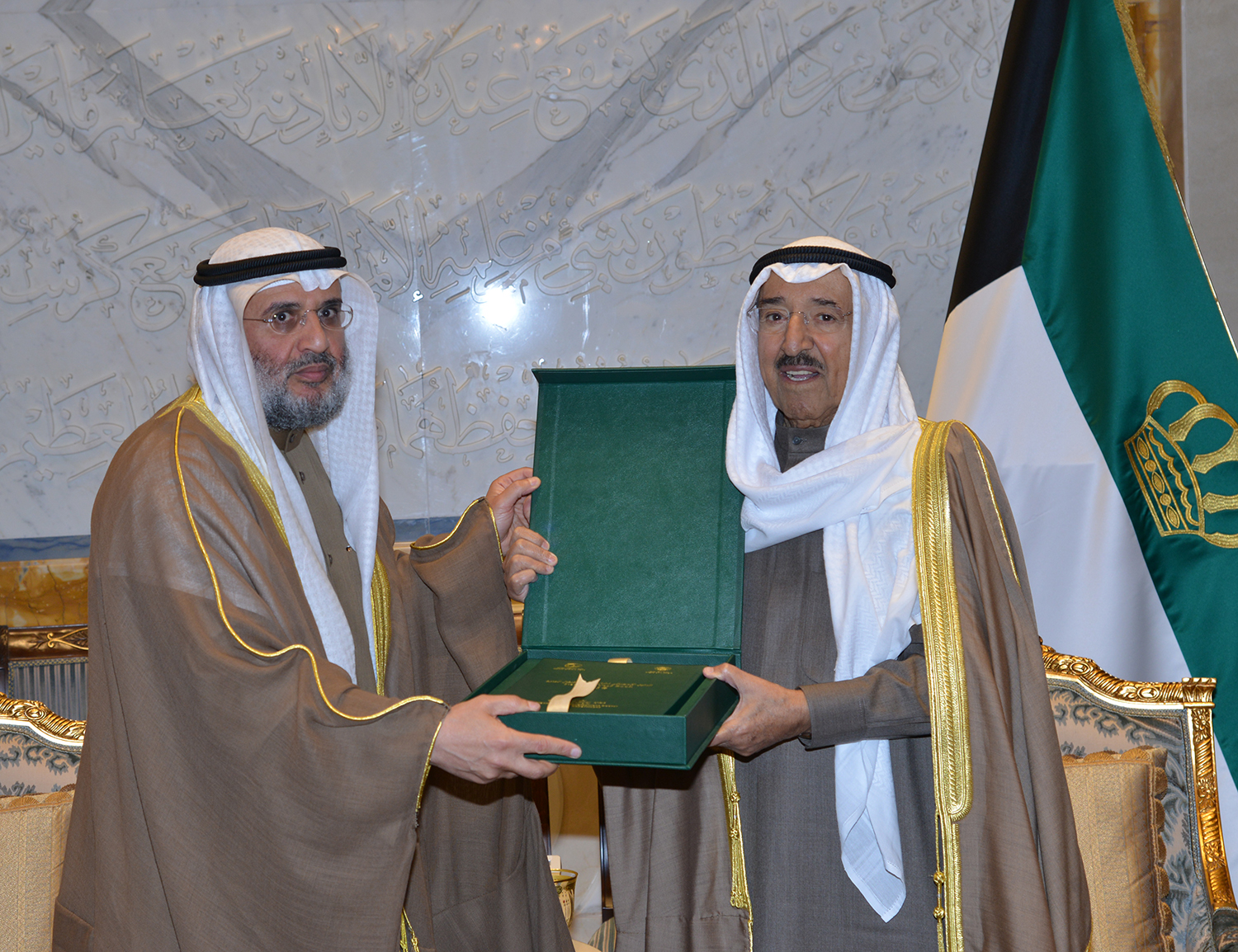 His Highness the Amir Sheikh Sabah Al-Ahmad Al-Jaber Al-Sabah receives Minister of Public Works Abdurrahman Al-Muttawa