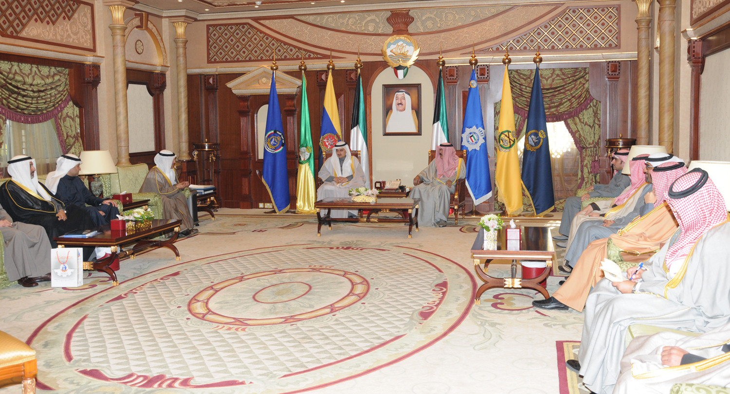 His Highness the Crown Prince Sheikh Nawaf Al-Ahmad Al-Jaber Al-Sabah received Chairman of the Kuwait Science Club Ahmad Abdullah Al-Manfouhi, Vice Chairman Talal Jasem Al-Kharafi and members of the board