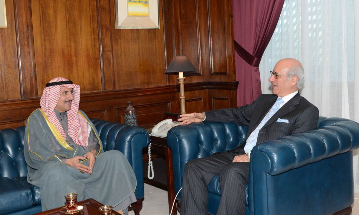 Bahraini Minister of Cabinet Affairs Mohammad Al-Mutawa receives Kuwaiti Ambassador to Bahrain Sheikh Azzam Al-Sabah