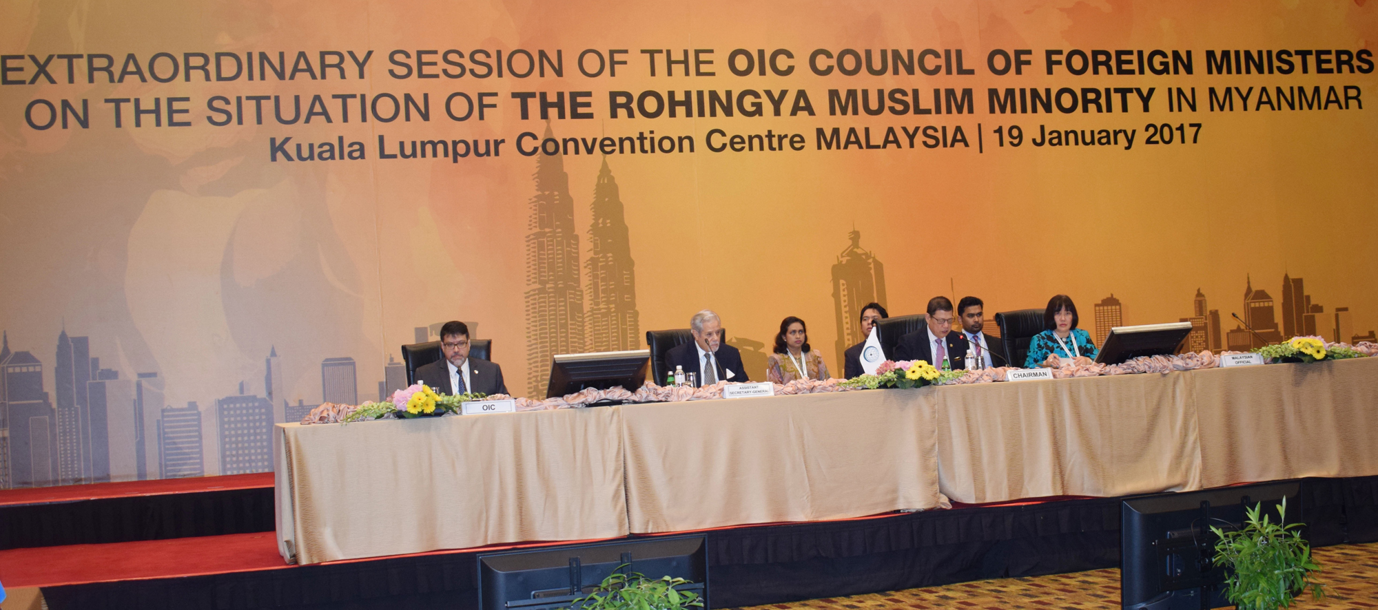 Part of the meeting senior officials from member states of OIC