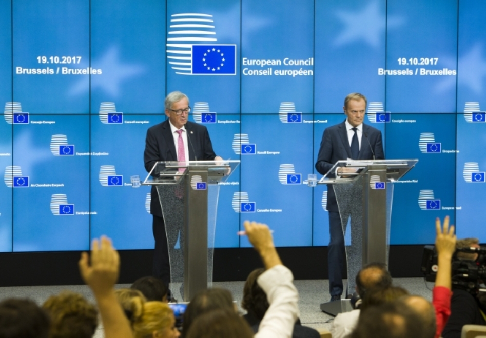 رئيس المجلس الاوروبي دونالد توسك  و رئيس المفوضية الاوروبية جان كلود جونكر