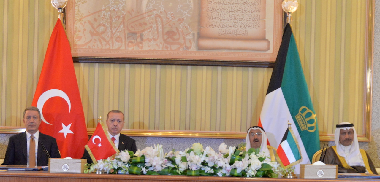His Highness the Amir Sheikh Sabah Al-Ahmad Al-Jaber Al-Sabah and visiting Turkish President Recep Tayyip Erdogan during ceremony
