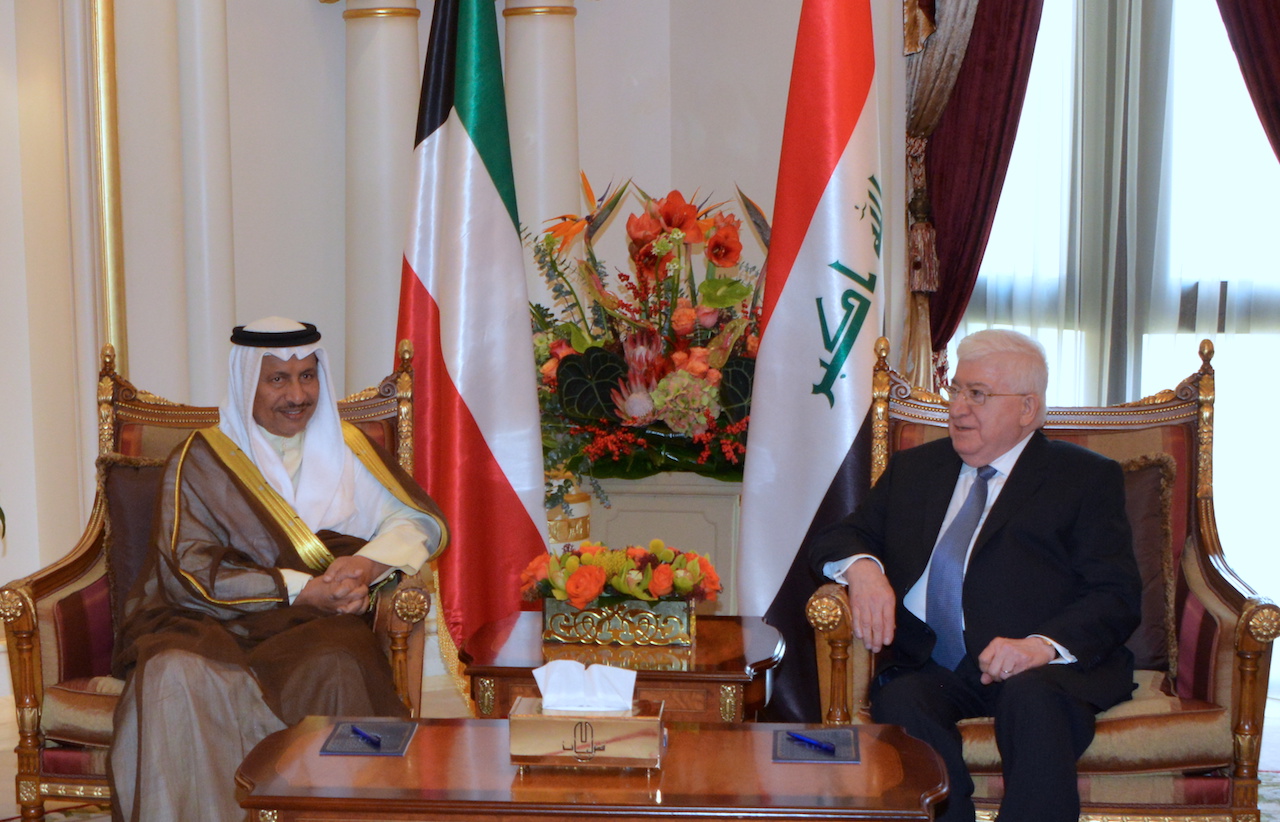 The visiting Iraqi President Mohammad Fuad Masum received His Highness the Prime Minister Sheikh Jaber Al-Mubarak Al-Hamad Al-Sabah at his residence