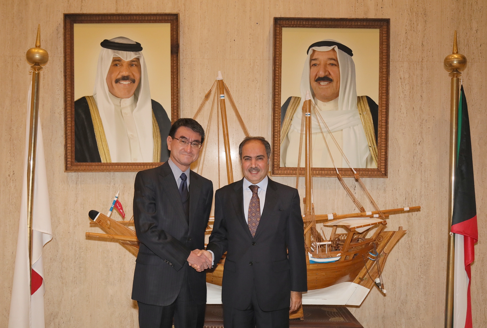 Kuwaiti Ambassador to Japan Abdulrahman Al-Otaibi and Japanese Foreign Minister Taro Kono
