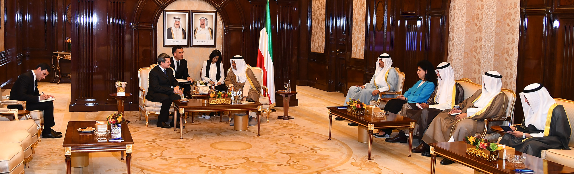 His Highness the Prime Minister Sheikh Jaber Al-Mubarak Al-Hamad Al-Sabah received the Foreign Minister of Turkmenistan Rasit Meredow