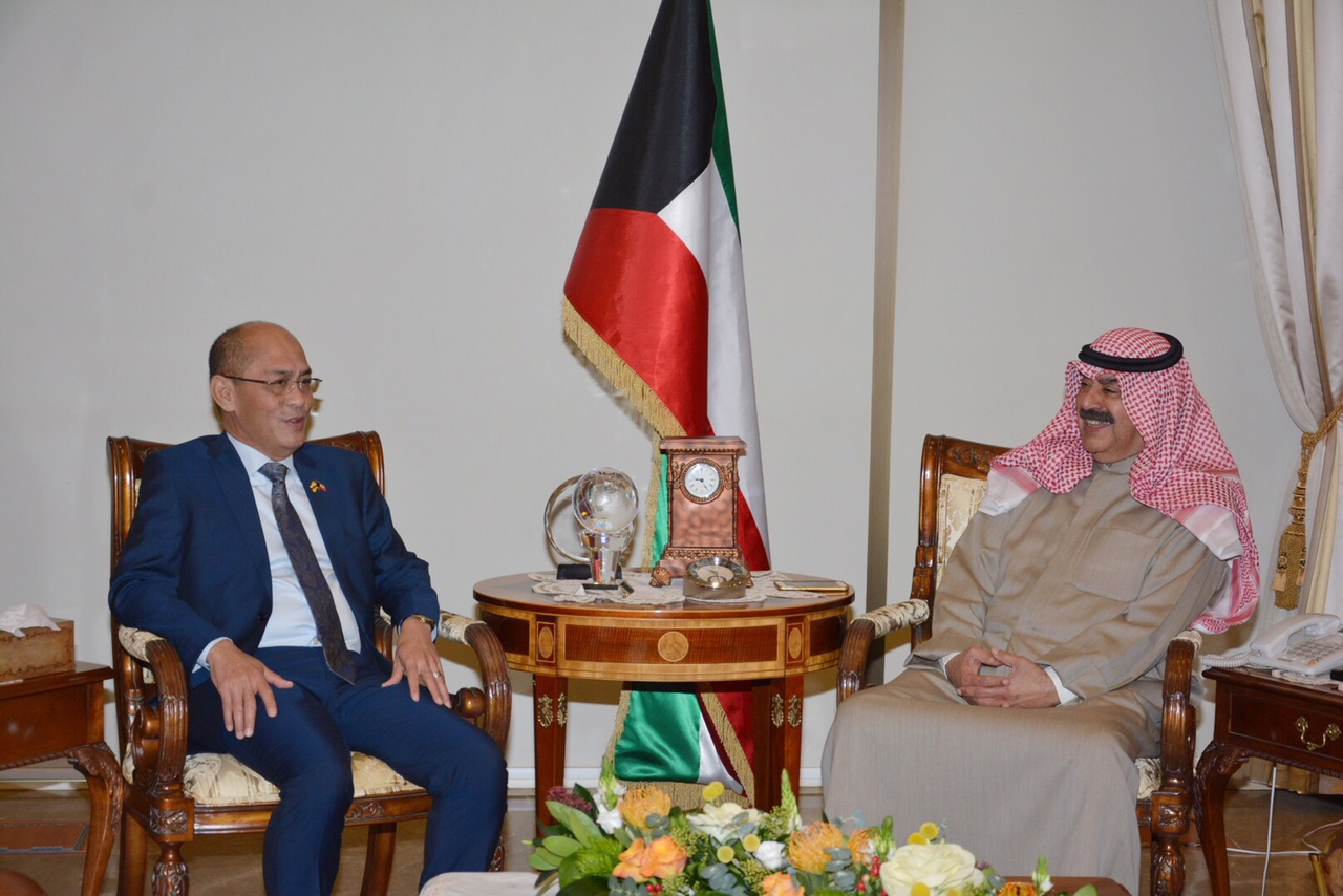 Kuwaiti Deputy Foreign Minister Khaled Al-Jarallah met outgoing Bruneian Ambassador Pengiran Mustapa Aliuddin
