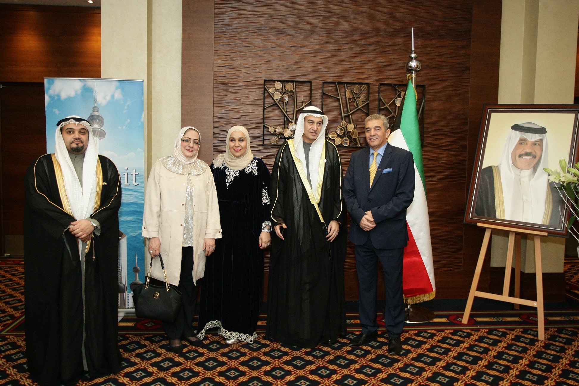سفير دولة الكويت لدى هنغاريا الدكتور حمد بورحمة اثناء احتفالات السفارة بمناسبة العيد الوطني ال 56 وذكرى التحرير ال 26
