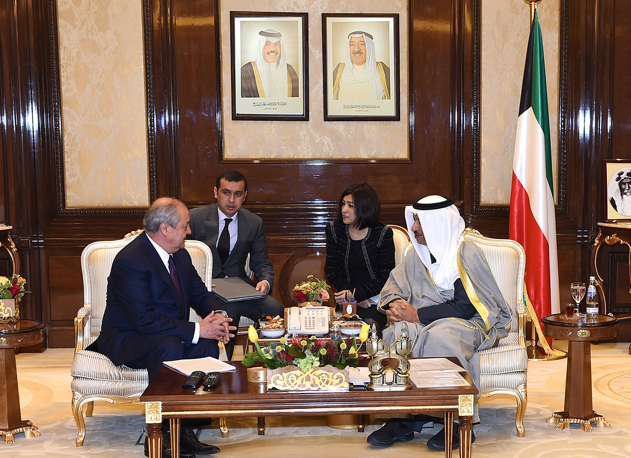 His Highness the Prime Minister Sheikh Jaber Al-Mubarak Al-Hamad Al-Sabah receives Uzbekistan's Foreign Minister Abdulaziz Kamilov
