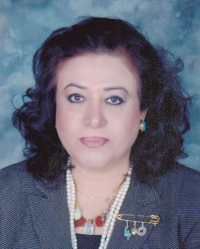 الأديبة الكويتية الدكتورة فاطمة يوسف العلي