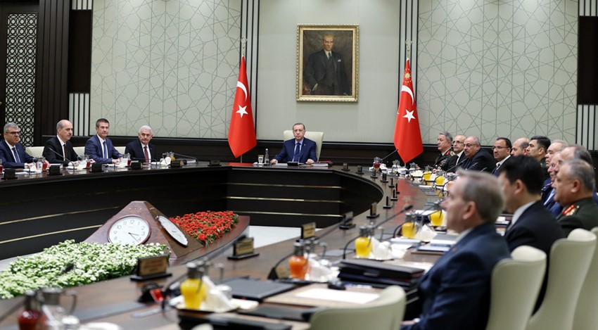 الرئيس التركي رجب طيب اردوغان يترأس اجتماع مجلس الأمن القومي التركي