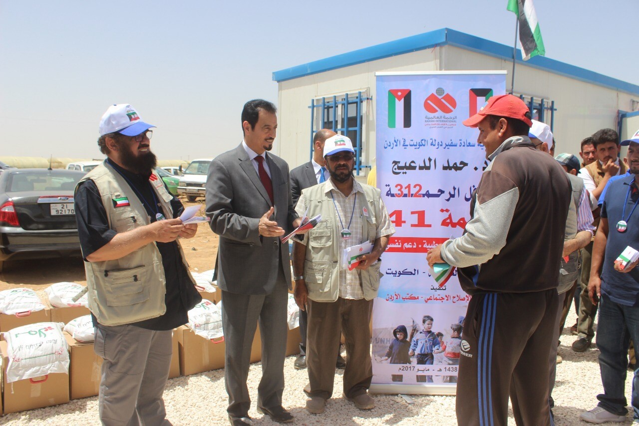 Al-Rahma Int'l offers aid to over 400 Syrian families in Jordan