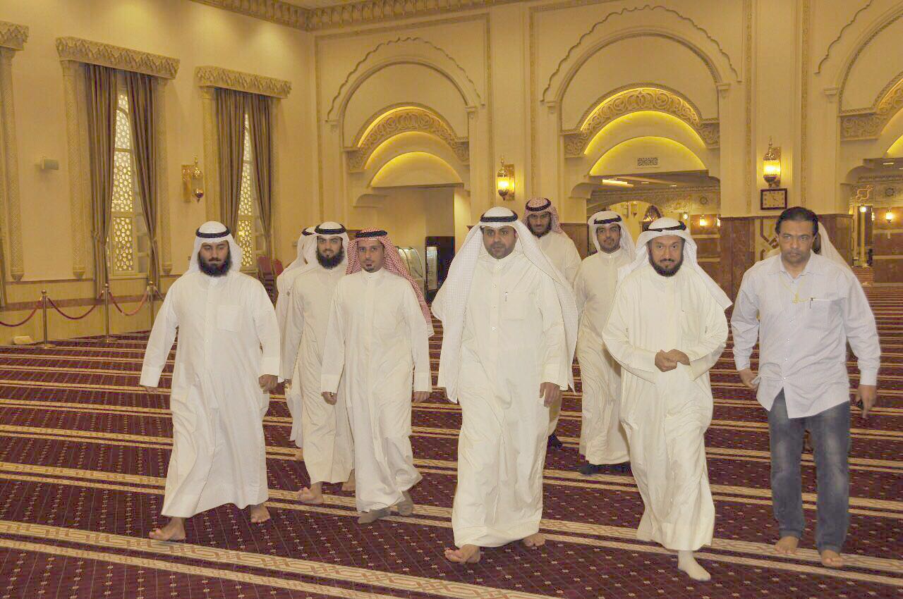 Minister of Awqaf and Islamic Affairs Mohammad Al-Jabri during a tour to the mosques