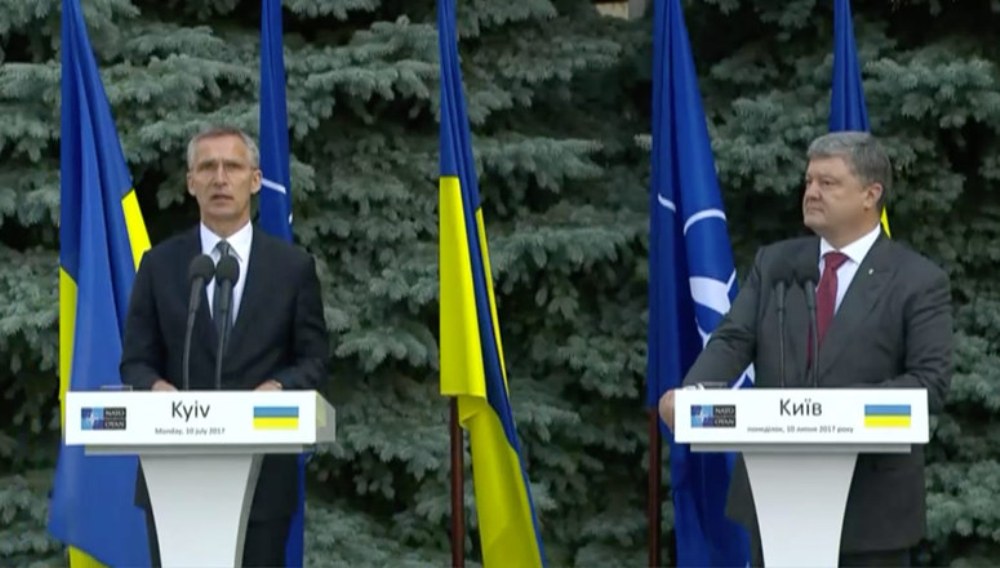 NATO Secretary General Jens Stoltenberg with Ukrainian President Petro Poroshenko