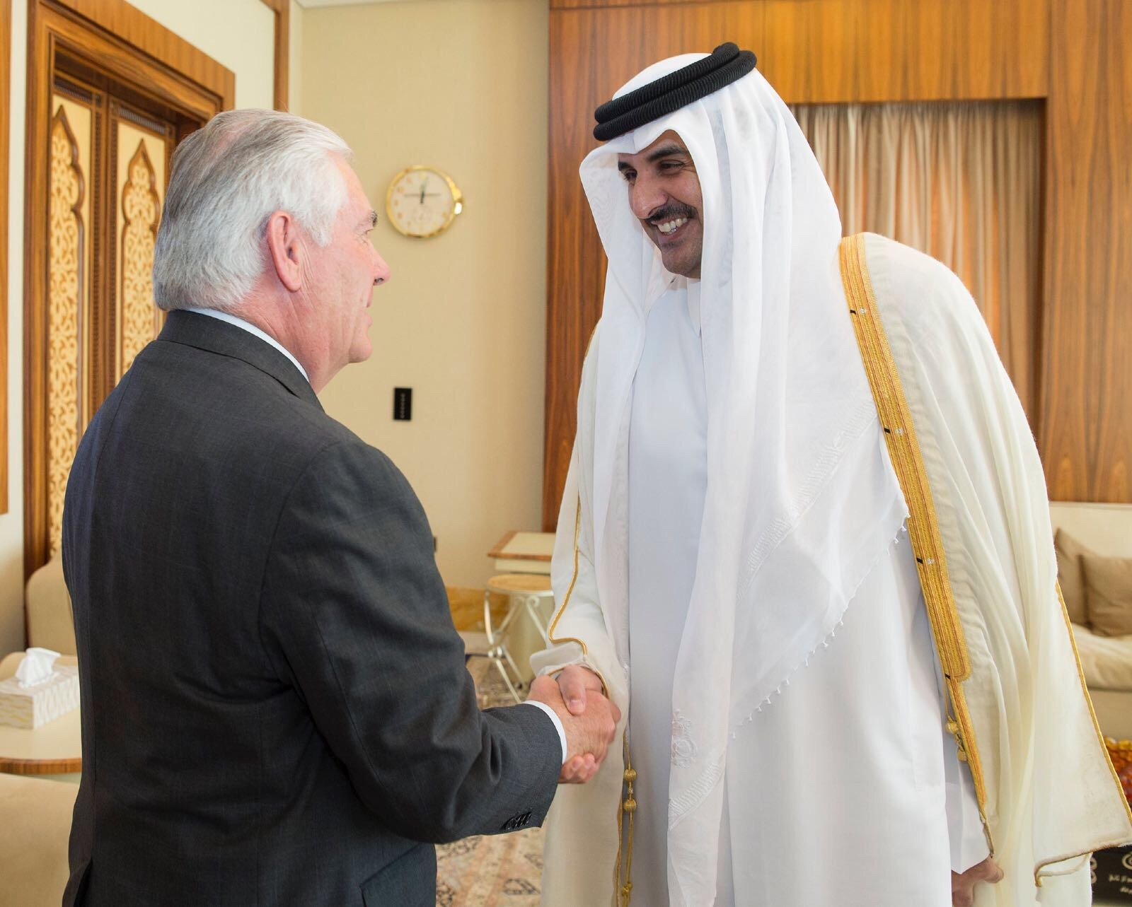امير قطر الشيخ تميم بن حمد يلتقي وزير الخارجية الأمريكي