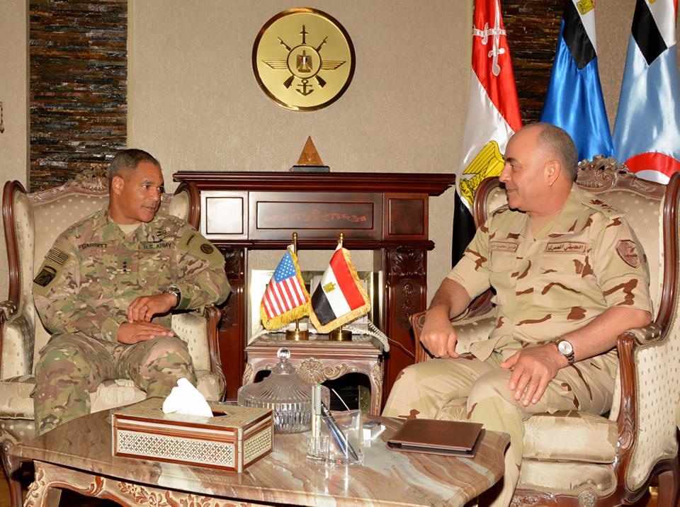 Egyptian Chief of Staff  Lt-Gen Mahmoud Hijazi meets with US Army Central Commanding General Lt Gen Michael Garrett