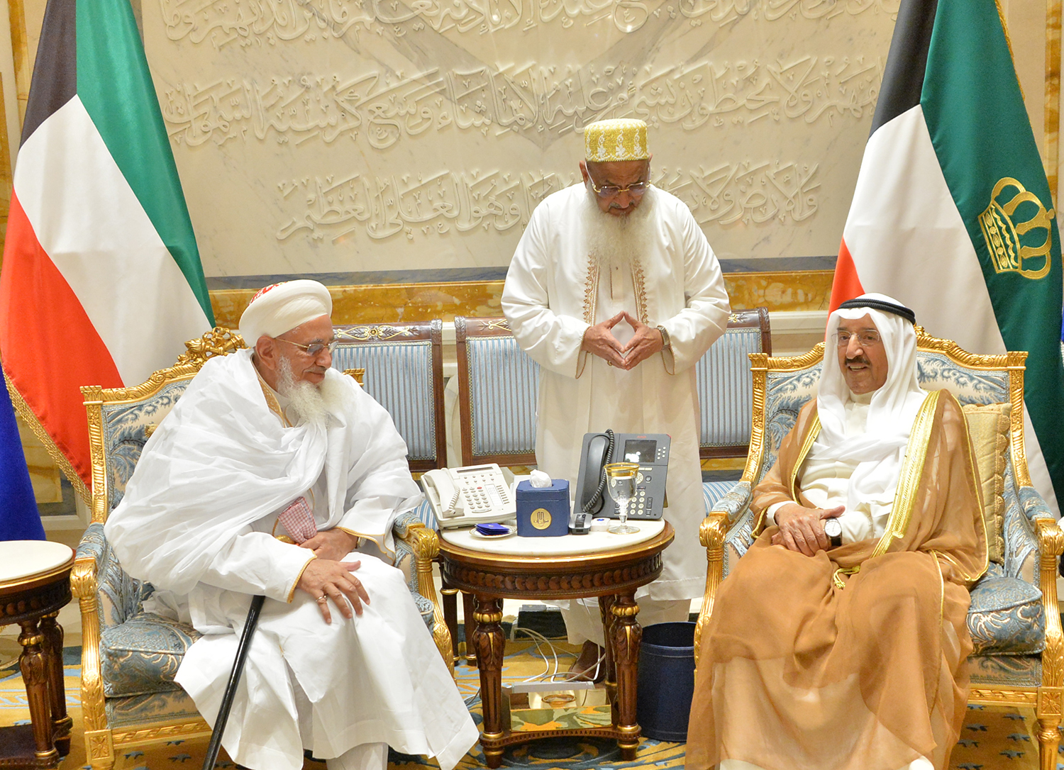 His Highness the Amir Sheikh Sabah Al-Ahmad Al-Jaber Al-Sabah received the visiting Sultan ul-Bohra Dr. Mufaddal Saifuddin