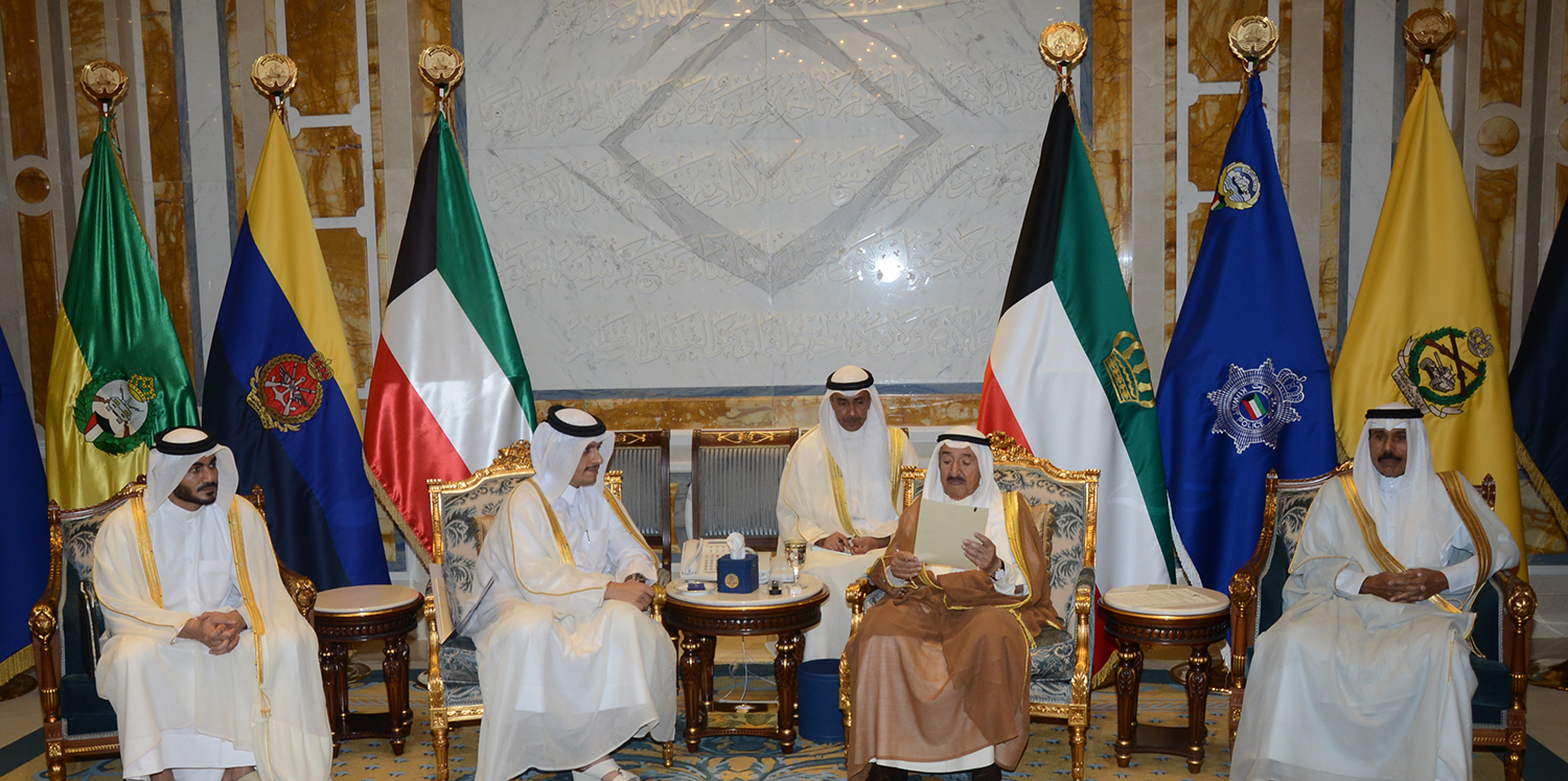 His Highness the Amir Sheikh Sabah Al-Ahmad Al-Jaber Al-Sabah received Qatar's Foreign Minister Sheikh Mohammad Bin Abdulrahman Al-Thani