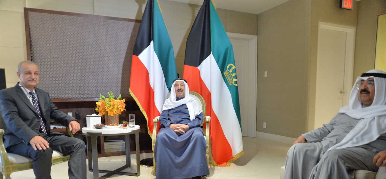 His Highness the Amir Sheikh Sabah Al-Ahmad Al-Jaber Al-Sabah received at his residence in Washington D.C. a delegation of Kuwaiti business personnel.