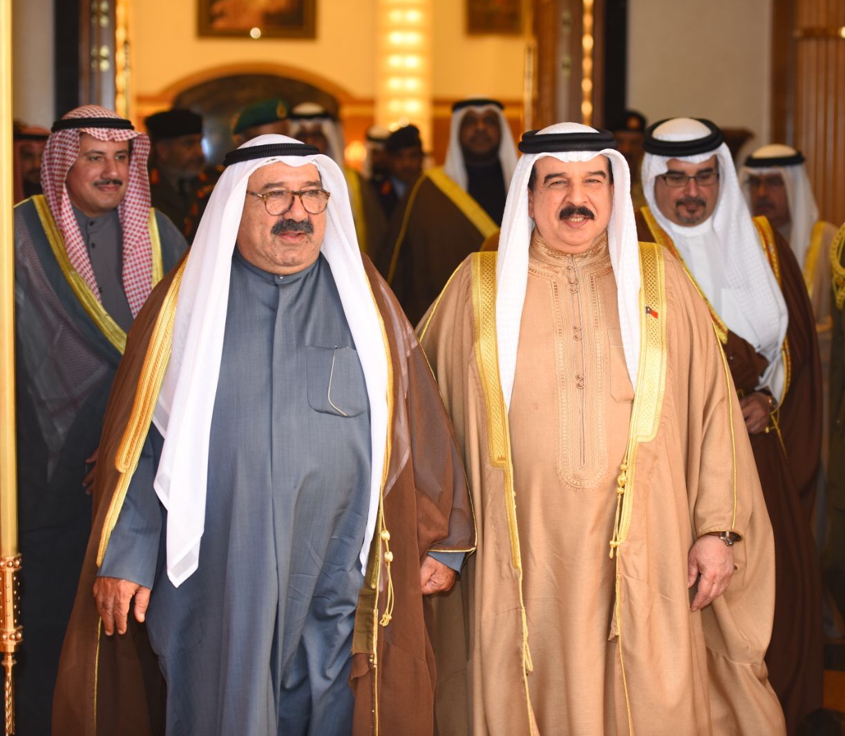 Bahrain's King Hamad bin Issa Al-Khalifa receives Kuwait's First Deputy PM, Defence Minister