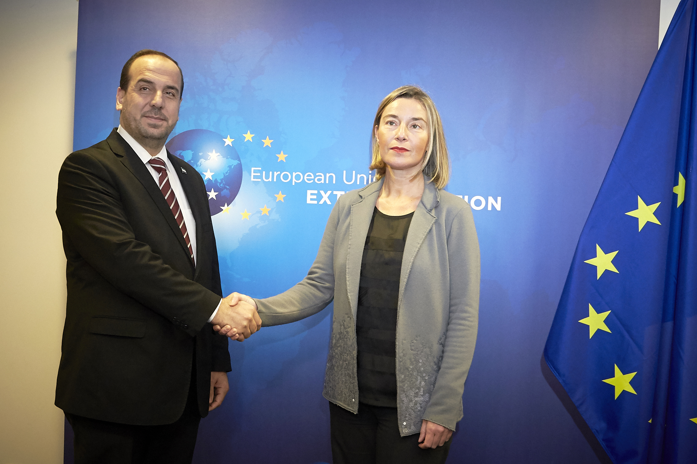 EU High Representative Federica Mogherini with Dr. Nasr Al-Hariri, the general coordinator and head of the negotiating team of the Syrian Negotiation Commission (SNC)