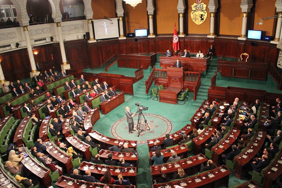 جانب من الجلسة العامة الممتازة التي عقدها البرلمان التونسي بمناسبة زيارة الرئيس الفرنسي ايمانويل ماكرون