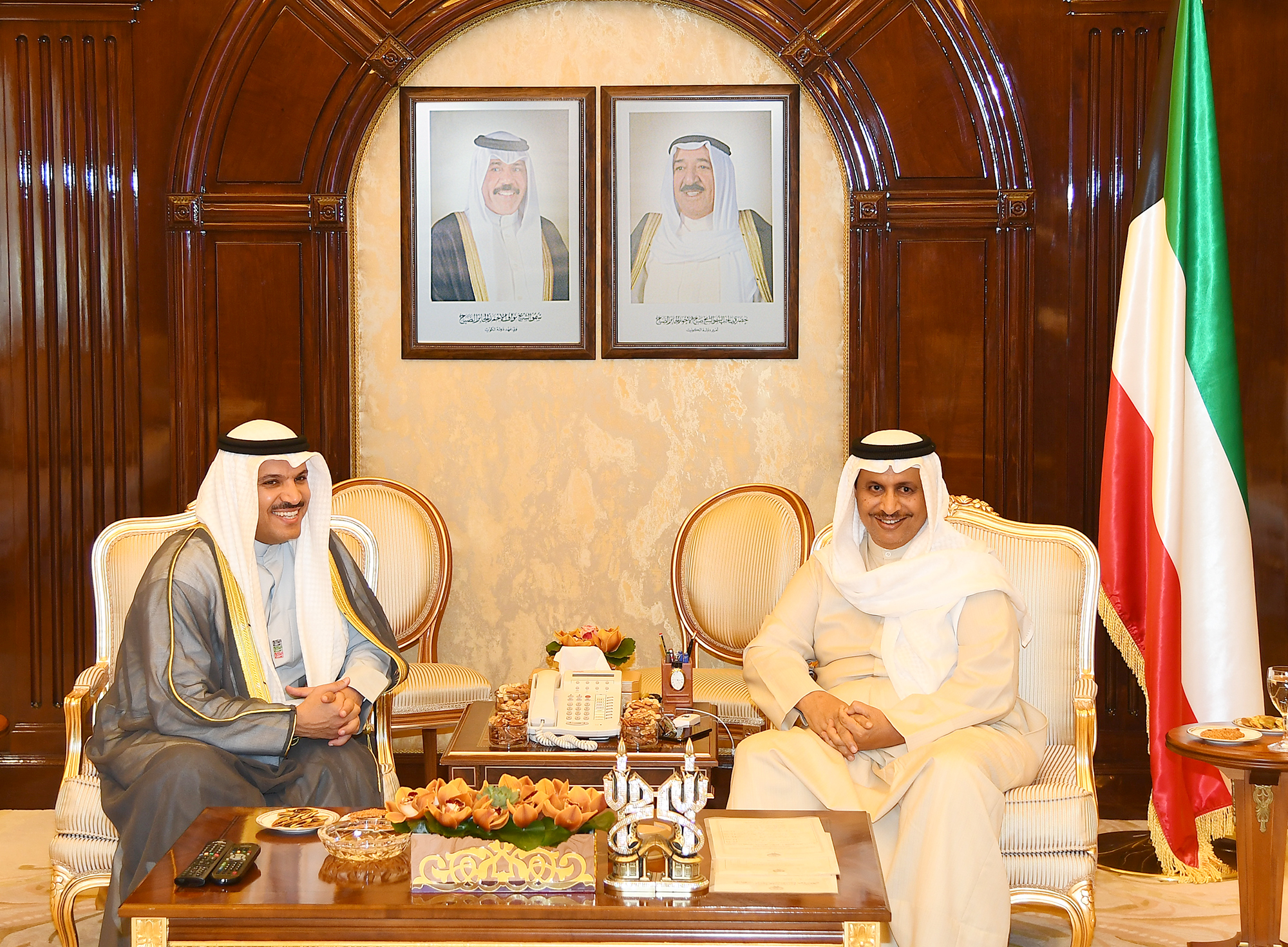 His Highness the Prime Minister Sheikh Jaber Al-Mubarak Al-Hamad Al-Sabah received Central Bank of Kuwait (CBK) Governor Dr. Mohammad Al-Hashel