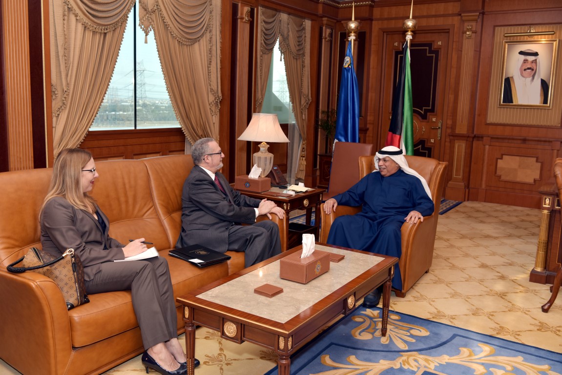 Deputy Prime Minister and Minister of Interior Sheikh Khaled Al-Jarrah Al-Sabah meets US ambassador Lawrence R. Silverman