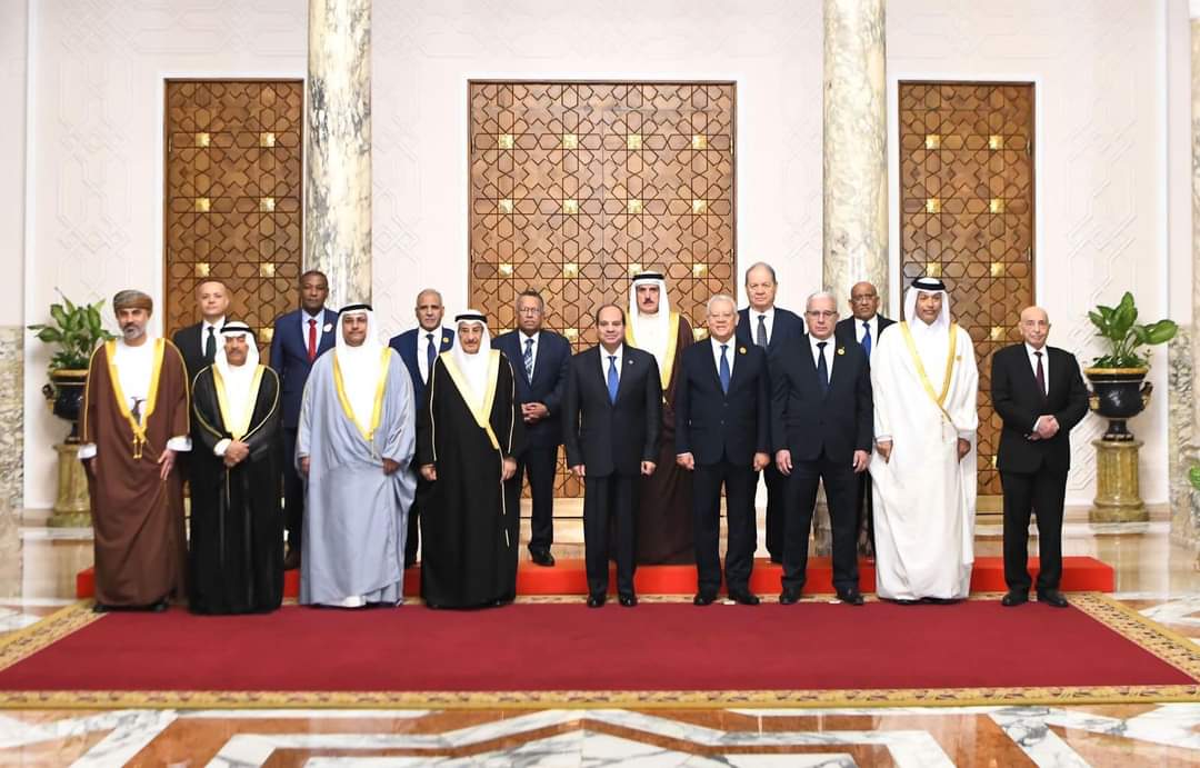 الرئيس السيسي مع رؤساء المجالس والبرلمانات العربية المشاركين في المؤتمر السادس للبرلمان العربي المنعقد بالقاهرة