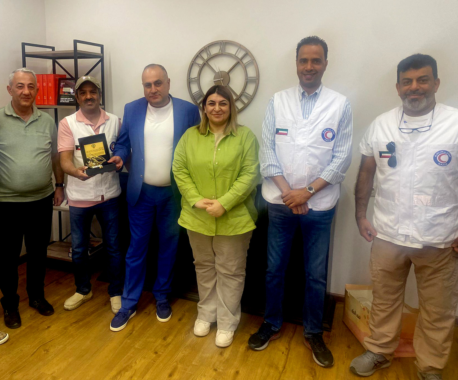لقاء فريق جمعية الهلال الأحمر الكويتي مع المسؤولين في الصليب الأحمر الأرمني
