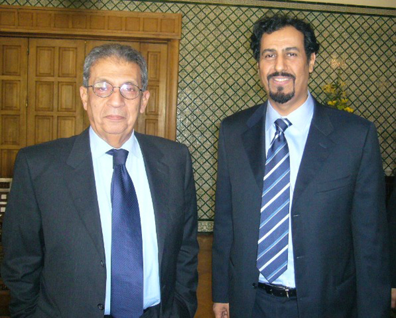 Member of the Supreme Arab Economic Summit Preparatory Committee Ambassador Sheikh Ali Al-Khalid with the Arab League Secretary General Amre Moussa