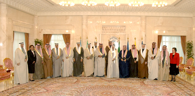 الحكومة الجديدة هي الخامسة في عهد سمو الأمير والخامسة برئاسة سمو الشيخ ناصر