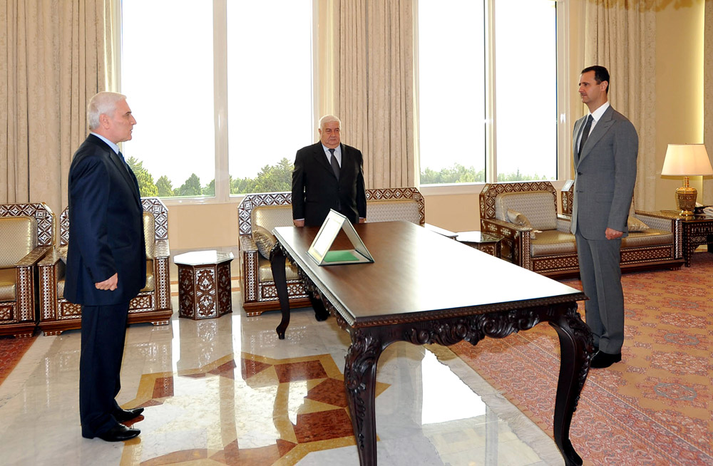 السفير السوري المعين لدى الكويت أدى اليمين القانونية امام الرئيس السوري