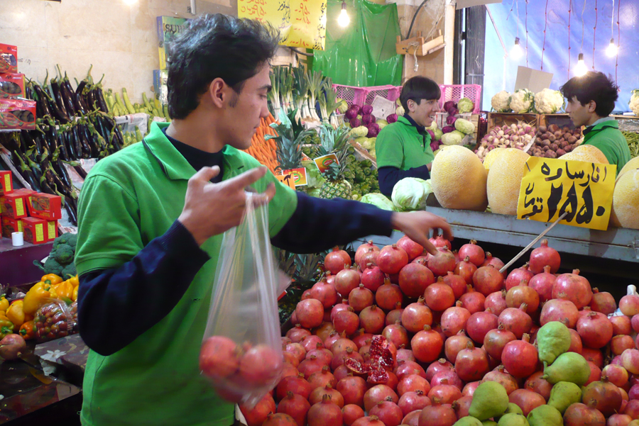 في فصل الخريف يزداد الطلب على الرمان