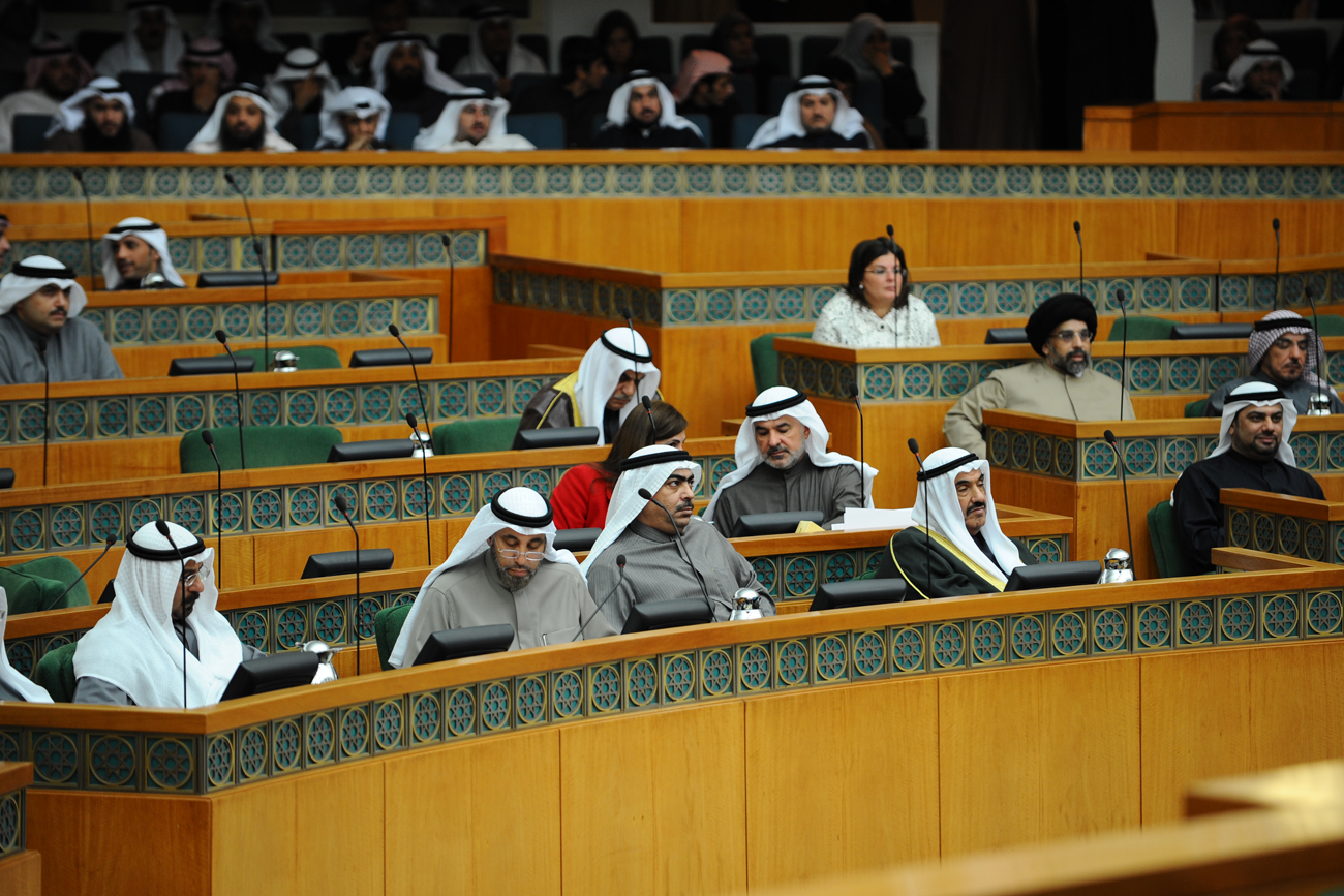 مجلس الامة يبدأ بمناقشة استجواب النائب الوعلان للوزير صفر