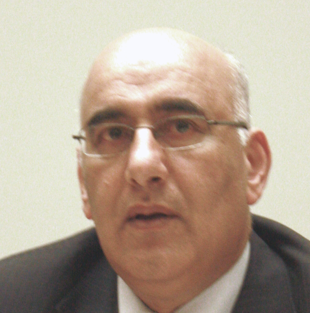 وزير العدل الفلسطينى الدكتور على خشان