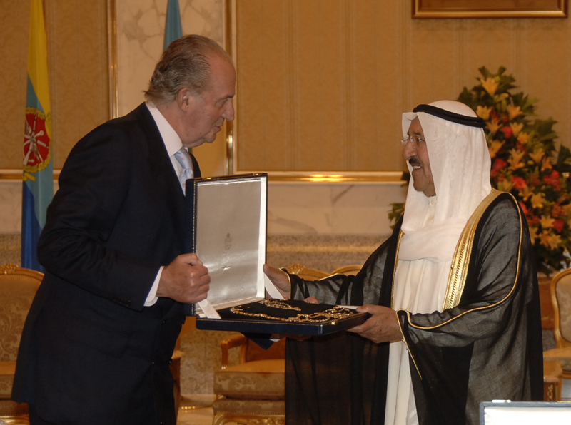 2008 -- His Highness the Amir Sheikh Sabah Al-Ahmad Al-Jaber Al-Sabah honors Spanish King Juan Carlos I the medal of Mubarak Al-Kabeer