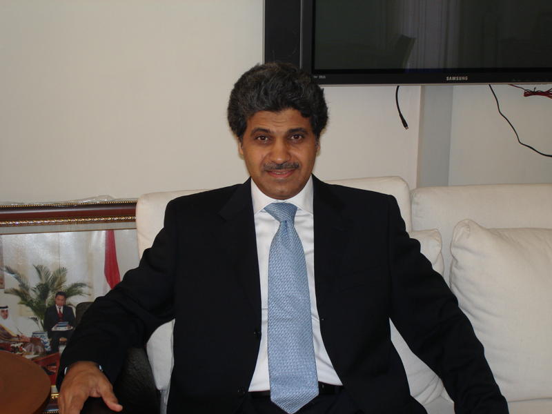 سفير دولة الكويت لدى اندونيسيا ناصر بارح العنزي