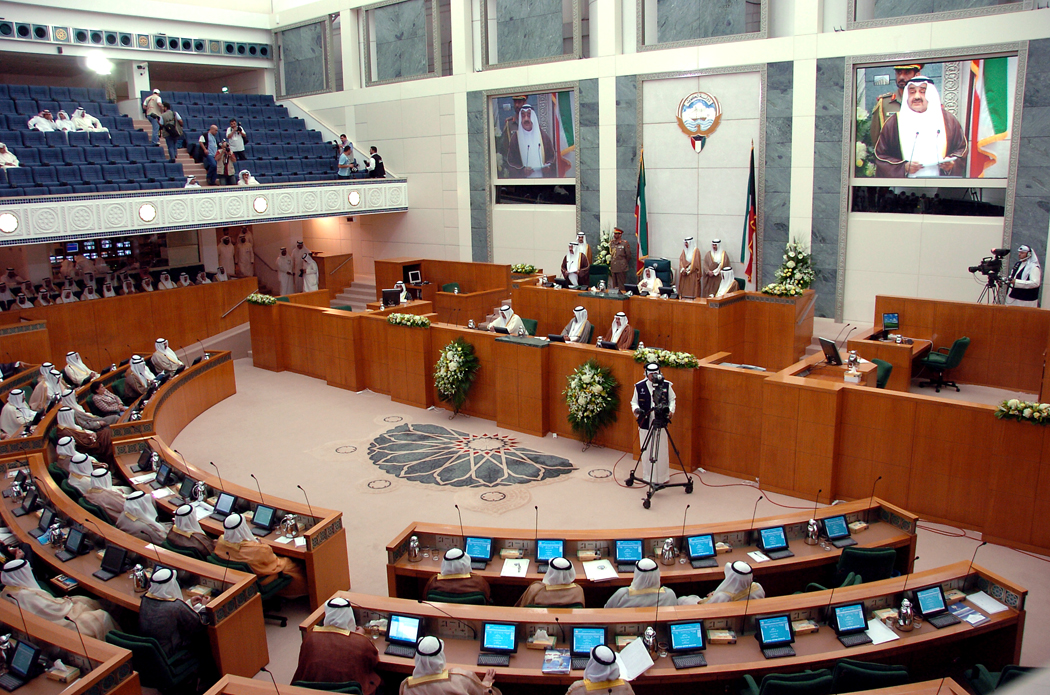 كونا حل مجلس الامة اليوم هو السابع في تاريخ الحياة البرلمانية في الكويت الإنتخابات 06 12 2011