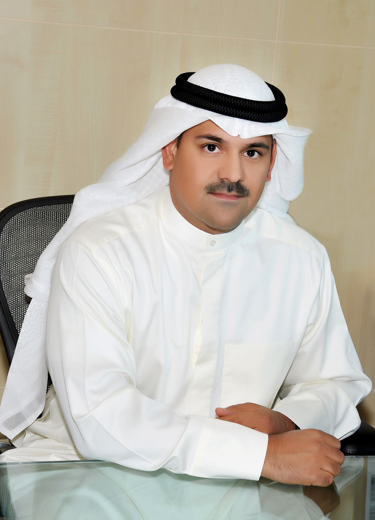 المدير التنفيذي لشركة (شمال افريقيا القابضة) عماد الصالح