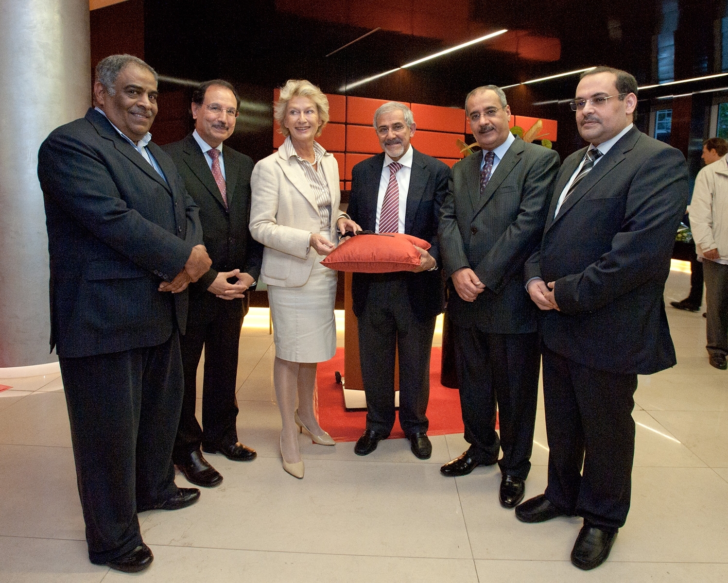 KUNA Health Minister inaugurates Kuwait''s health office in Frankfurt