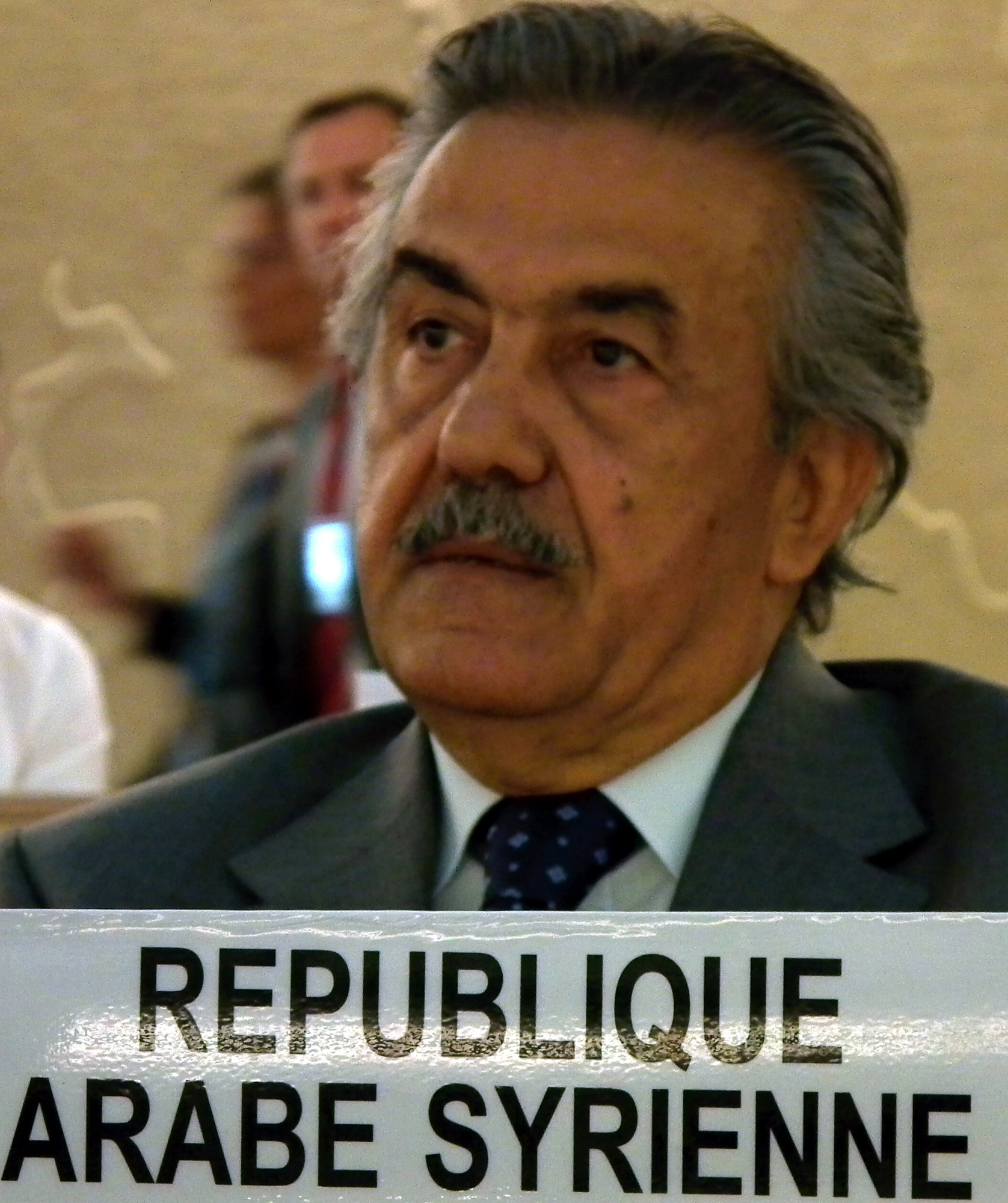 مندوب سوريا الدائم لدى الامم المتحدة هنا السفير فيصل الحموي