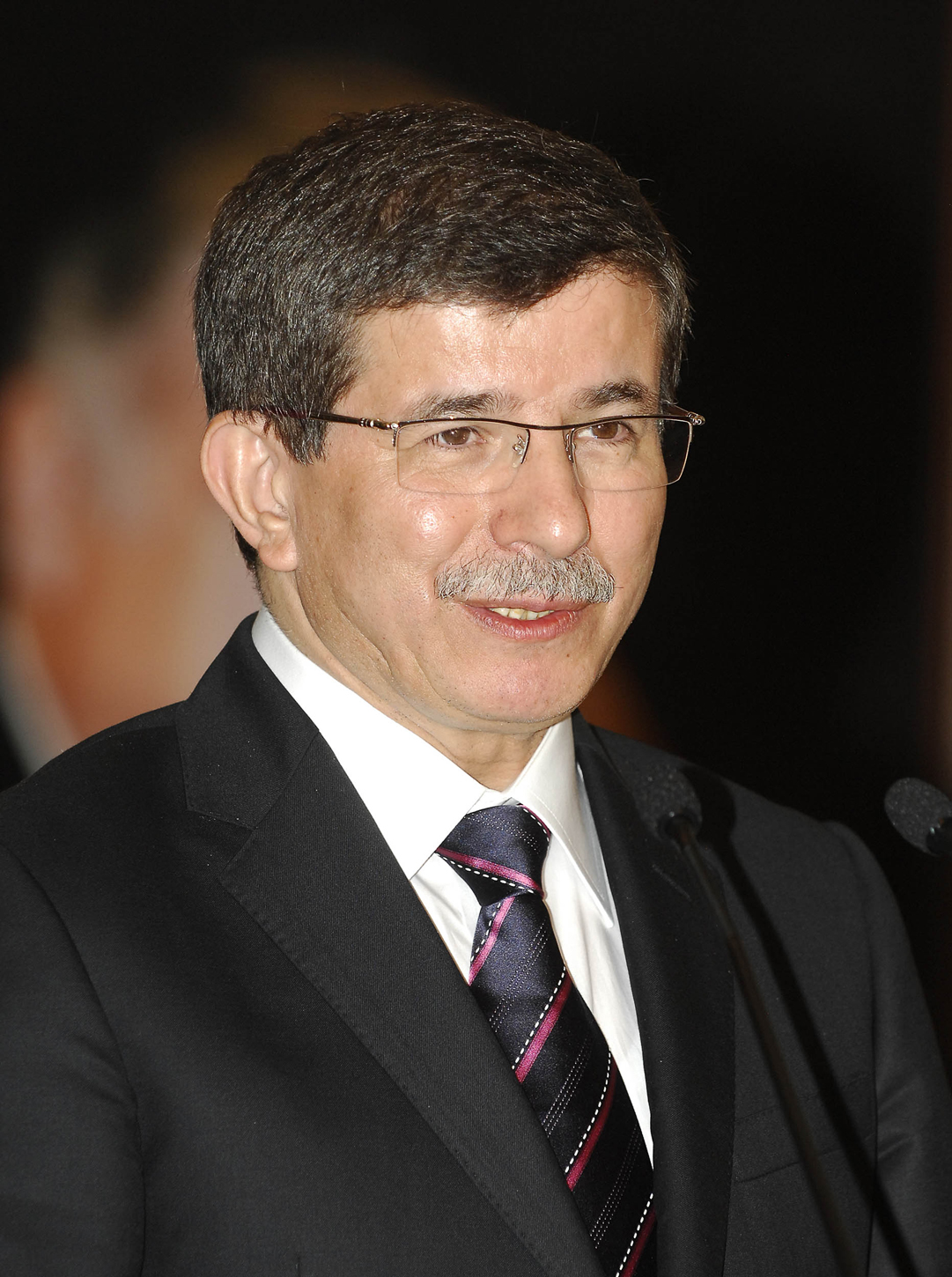 وزير الخارجية التركي أحمد داود أوغلو